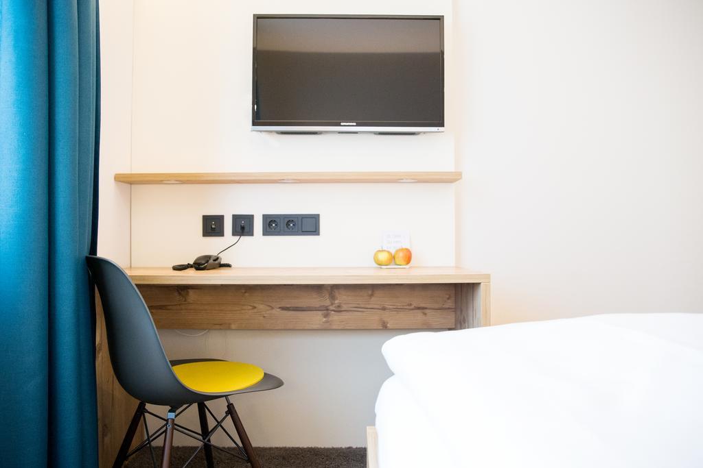 Hotel Rad Тетнанг Экстерьер фото