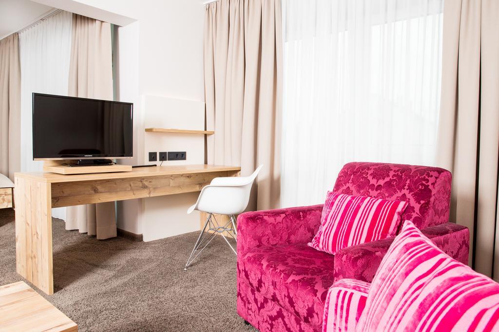 Hotel Rad Тетнанг Экстерьер фото
