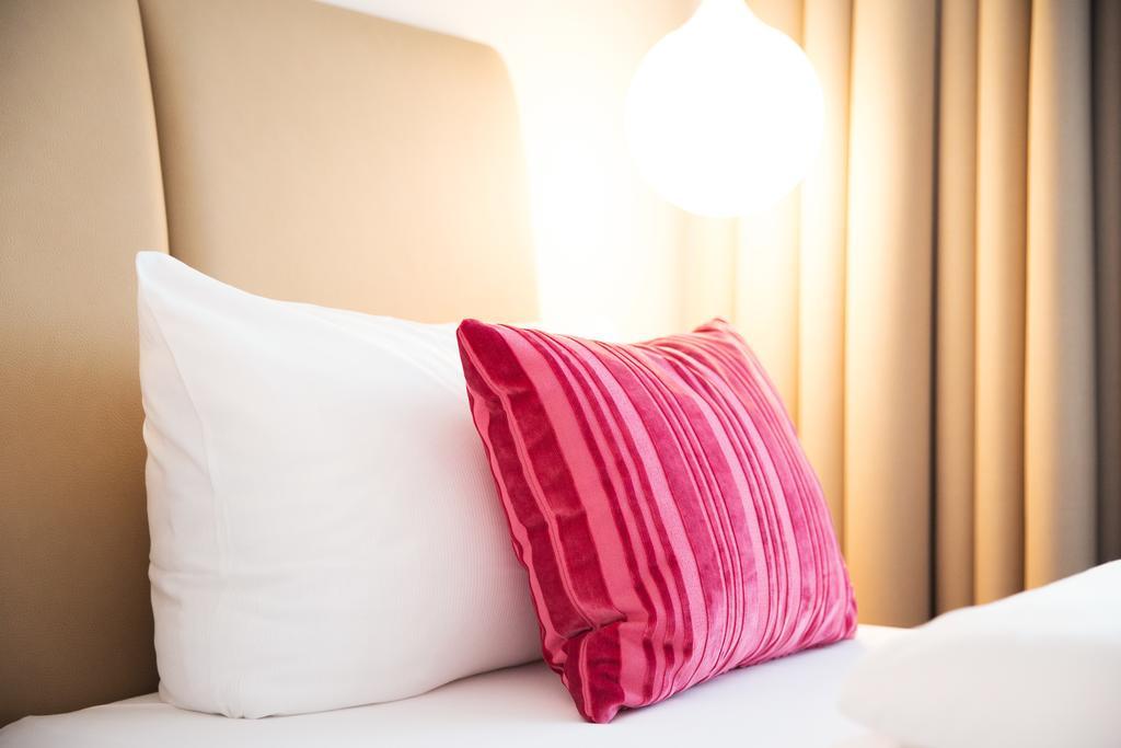 Hotel Rad Тетнанг Экстерьер фото