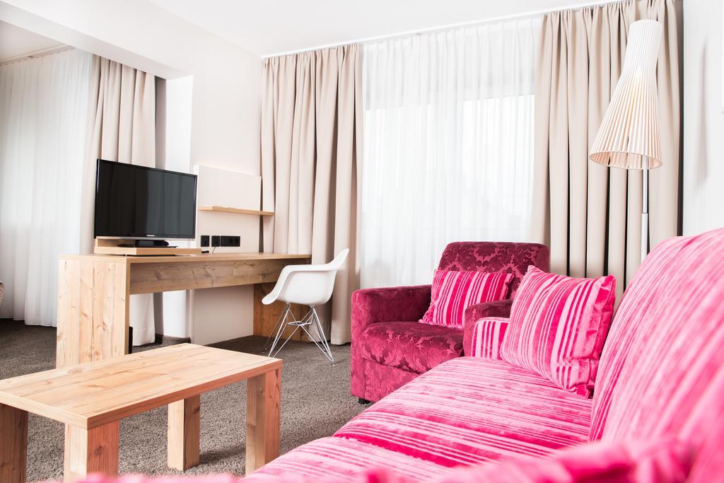 Hotel Rad Тетнанг Экстерьер фото
